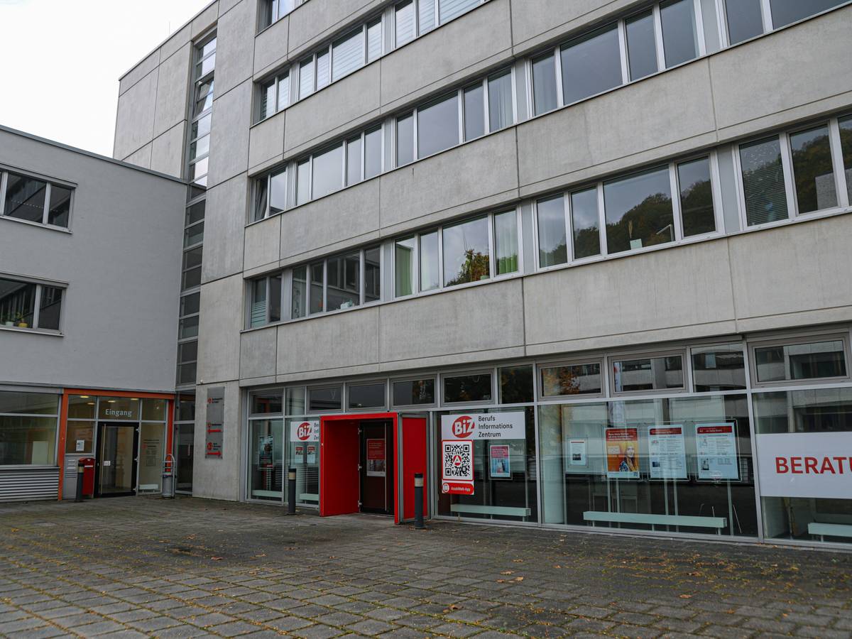 Offene Sprechstunde der IHK für Jugendliche im BiZ