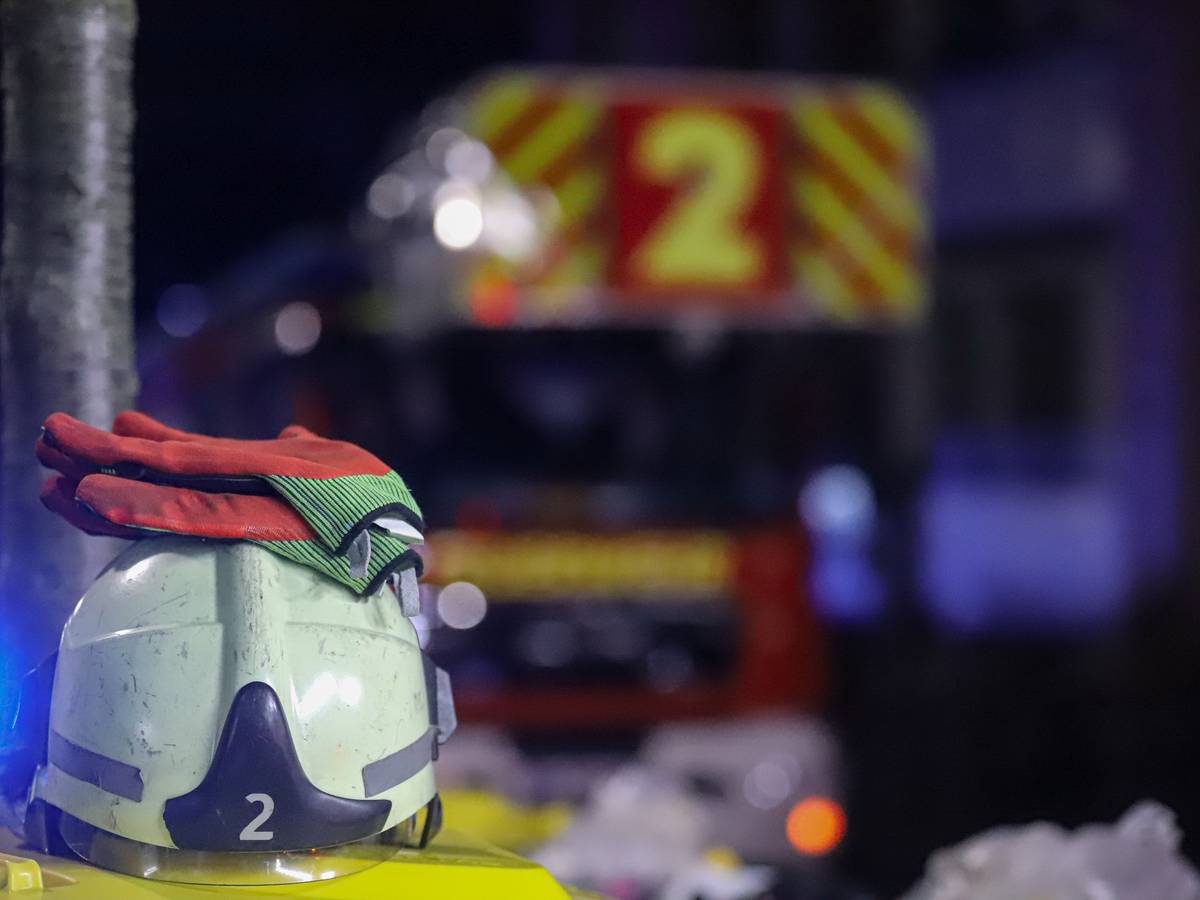 Todesopfer bei Brand in Mehrfamilienhaus