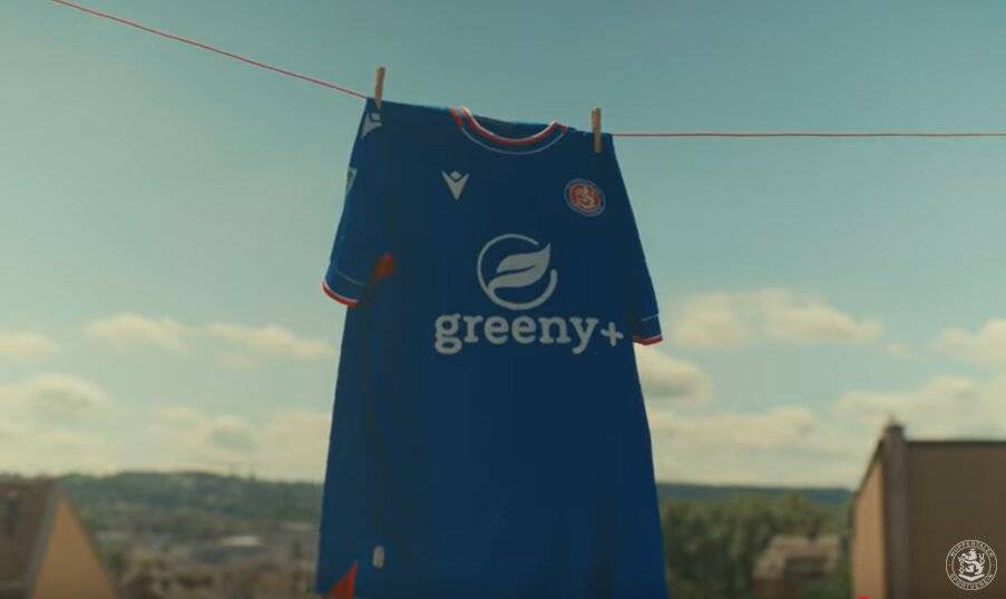WSV-Heimtrikot diesmal in kräftigem Blau