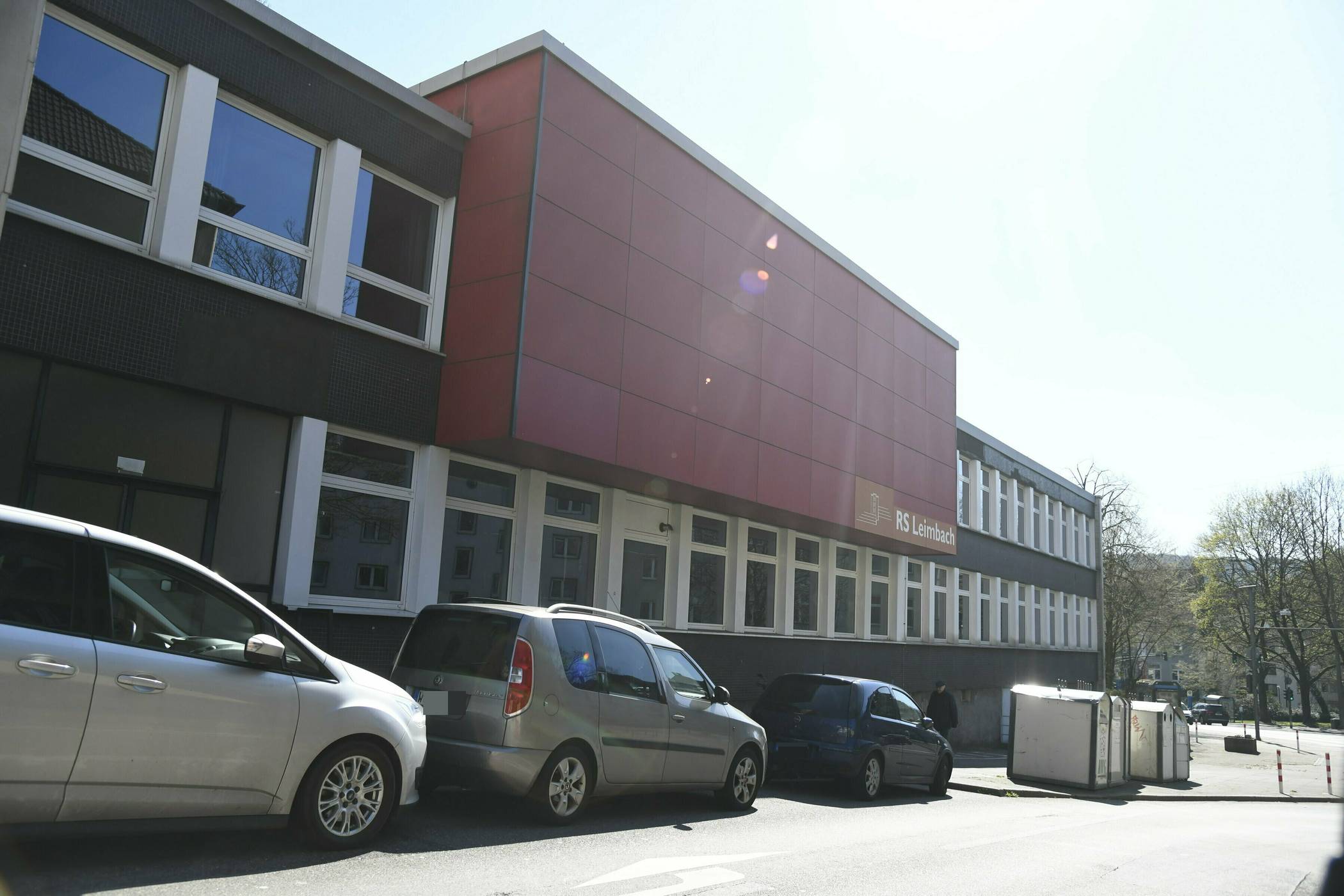  Die Realschule an der Leimbacher Straße (Archivbild). 